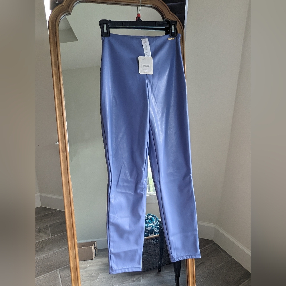 Fabletics S/6 vegan leather leggings